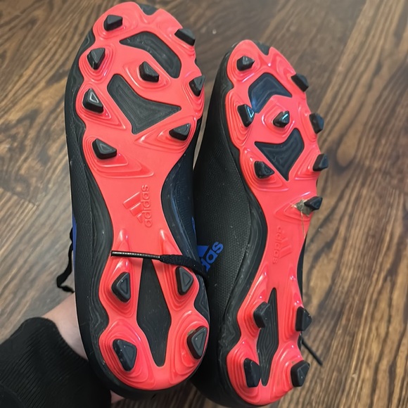 Adidas Speedflow 4 Boys Soccer Cleats Size 4 - Picture 4 of 4